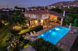 Перекос предложения недвижимости в Греции