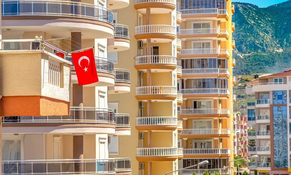 Россияне стали реже покупать недвижимость в Турции