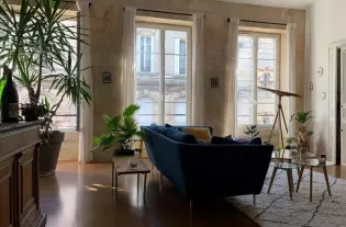Трехкомнатная квартира 106 кв. метров в Бордо, Франция