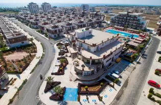 Вилла 3+1 132 кв. метра в ЖК ROYAL SUN RESIDENCE в Искеле, Фамагуста, Северный Кипр