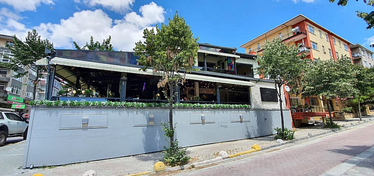 Ресторан в районе Авджылар, Стамбул, Турция