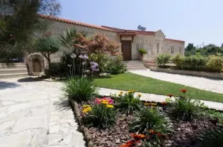 Просторная вилла на побережье Крита, Греция