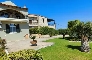 Вилла с 2 спальнями почти в центре города на Крите, Греция