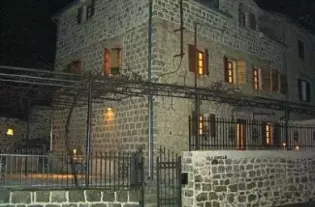 Дом 150 кв. метров в городе Прчани, Котор, Черногория