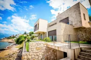 Вилла с тремя спальнями в Крашичи