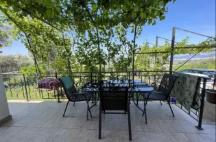 Дом с тремя спальнями в Баре