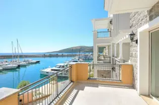 Квартира с одной спальней на Луштице