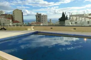 Новая квартира с тремя спальнями в Бечичи