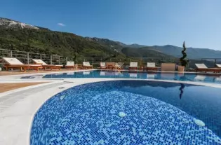 Квартира с двумя спальнями в Бечичи