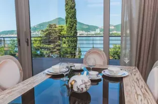 Квартира с тремя спальнями в Dukley