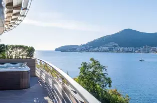 Квартира с тремя спальнями в Dukley