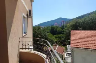 Квартира с одной спальней в Будве