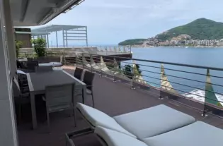 Квартира с двумя спальнями в Dukley