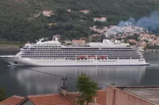 Квартира с двумя спальнями в Доброте