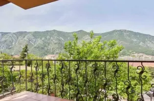 Квартира с одной спальней в Доброте