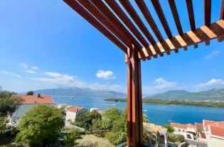 Новая квартира с тремя спальнями в Крашичи