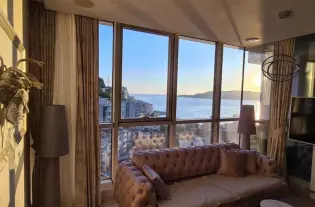 Пентхаус с тремя спальнями в Петроваце