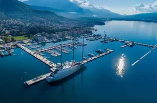 Квартира с одной спальней в Тивате