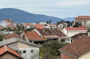 Квартира студия в Тивате