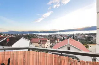 Квартира с двумя спальнями в Тивате