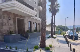 Квартира с двумя спальнями в Тивате