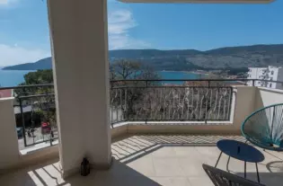 Квартира с двумя спальнями в Игало