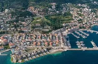 Квартира с одной спальней в Херцег Нови