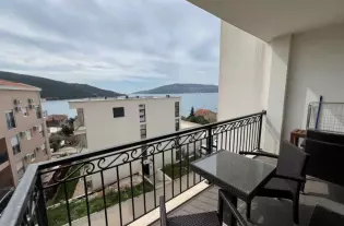 Квартира c двумя спальнями в Поди