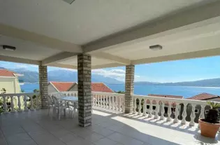 Мини отель на 9 номеров в Бечичи