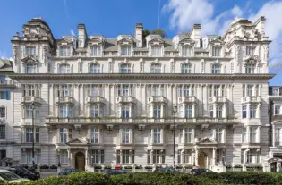 Роскошная квартира с 2 спальнями в лондонском районе Мэрилебон (002525)