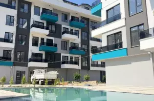 Современная квартира в районе пляжа Клеопатра (42200)