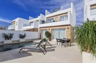 Комфортабельная вилла в городе San Pedro del Pinatar - RP5889