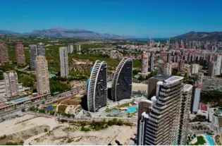 Комфортабельные апартаменты на берегу моря в городе Бенидорм - SRE5588