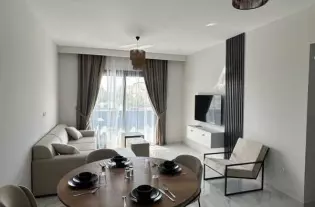 Роскошные апартаменты с дизайнерским ремонтом в районе Искеле (41200)