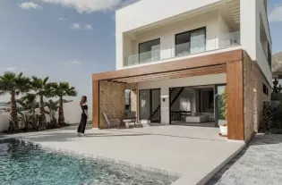 Новая вилла в жилом комплексе в городе Бенидорм в районе Финестрат - CG5831