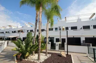 Новый смежный дом в городе Пилар де ла Орадада - COC4773