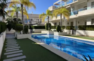 Просторная квартира с большим участком в городе Ciudad Quesada - IDE5940