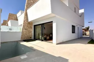 Смежный дом на побережье Средиземного моря - GU4282