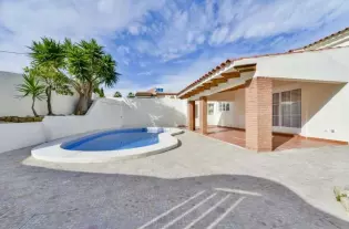 Смежный дом в городе Альфас дель Пи - AAP5251