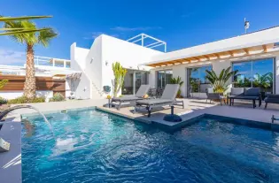 Современная вилла с бассейном в Лос-Монтесинос – ваш оазис у моря - 4169