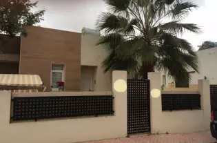 Уютный дом с садом в Ciudad Quesada - CRL7264