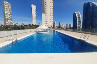 Уникальная квартира с панорамным видом в городе Бенидорм - LRA7173