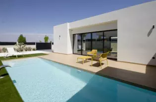 Великолепная комфортабельная вилла в Ciudad Quesada - MD4582