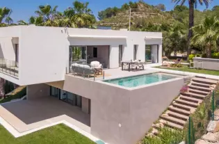 Вилла премиум класса в элитном районе Las Colinas - SM4910