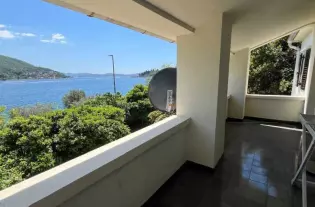 Дом с тремя спальнями в Каменари