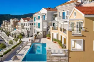 Квартира с двумя спальнями на Луштице