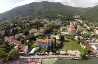 Квартира с двумя спальнями в Баошичи