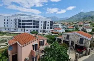 Квартира с двумя спальнями в Баре