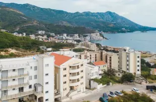 Квартира с двумя спальнями в Бечичи