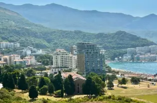 Квартира с одной спальней в Бечичи